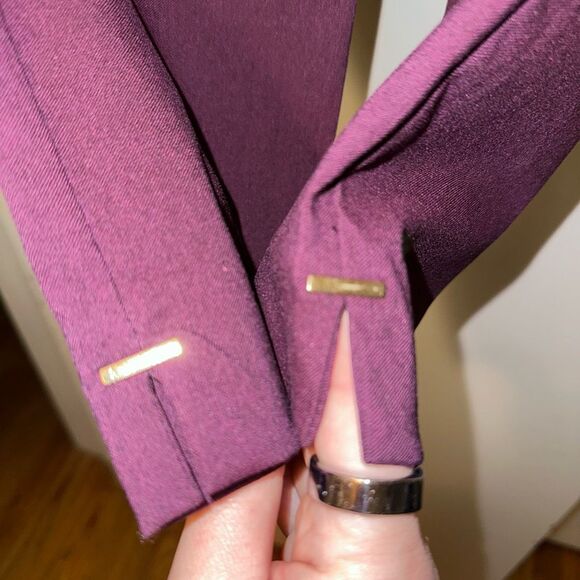 Chicos So Slimming Bridgette Slim Leg Ankle Pants Womens Burgundy 8R (1R) NWT - Picture 4 of 11